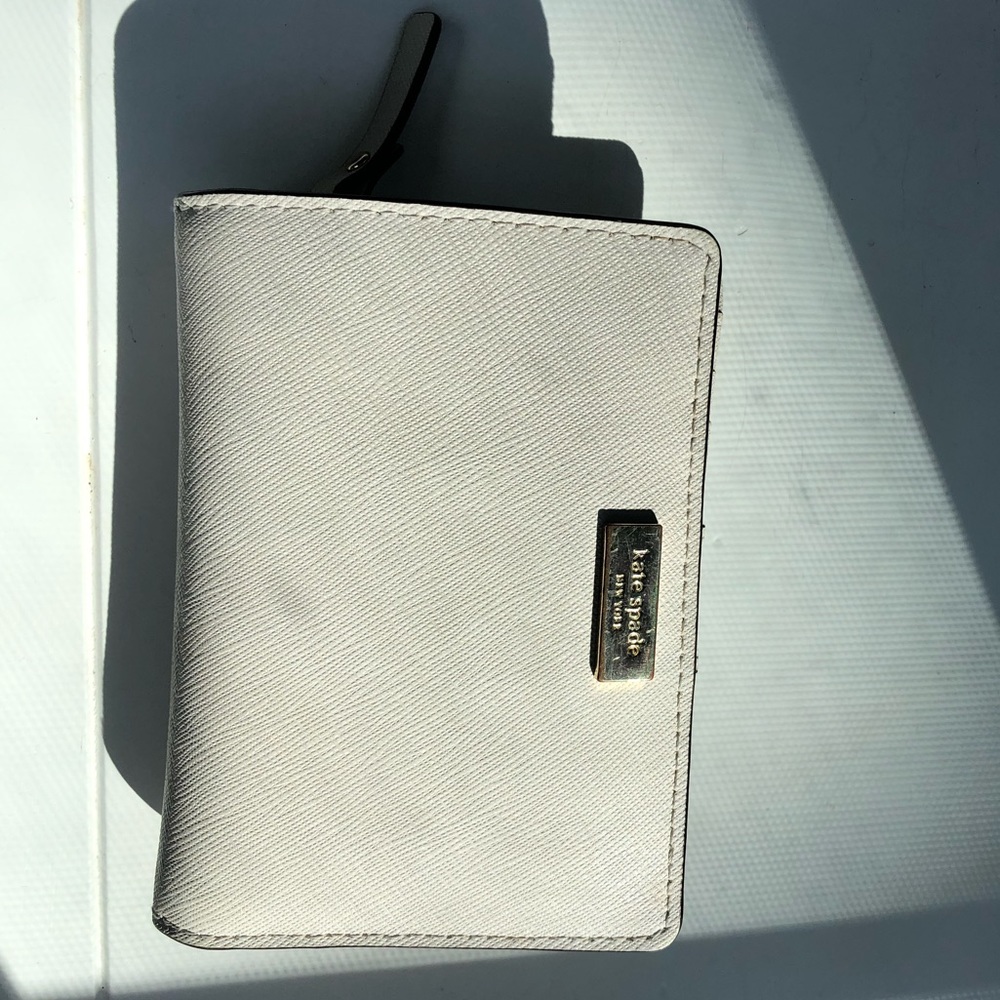 Kate Spade Beige Wallet